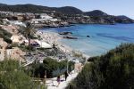 ibiza Cala tarida 1 mei 2017
Wesley Sneijder gaat een club / restaurant openen op het strand van Cala Tarida. Er wordt momenteel verbouwd. Het is hemelsbreed ongeveer 500 meter bij zijn huis / villa vandaan.