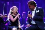 Amsterdam 15 mei 2017
Wesly Bronkhorst 15 jaar artiest in het concertgebouw. Wesly met zijn dochter