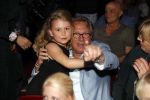 Amsterdam 15 mei 2017
Wesly Bronkhorst 15 jaar artiest in het concertgebouw. Ouders Wesly met dochter en ex vriendin