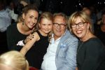 Amsterdam 15 mei 2017
Wesly Bronkhorst 15 jaar artiest in het concertgebouw. Ouders Wesly met dochter en ex vriendin