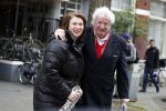 Amsterdam 29 april 2017  
Willibrord Frequin met vriendin op straat in Amsterdam