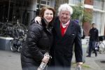 Amsterdam 29 april 2017  
Willibrord Frequin met vriendin op straat in Amsterdam