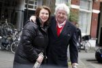 Amsterdam 29 april 2017  
Willibrord Frequin met vriendin op straat in Amsterdam