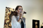 Amstelveen 13 april 2017
Opening expostie Micky Hoogendijk in het v d Togt museum door Humberto Tan. zangeres....