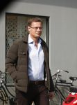 Amsterdam 14 april 2018
Albert Verlinde wandelend op straat in Amsterdam zuid