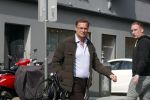 Amsterdam 14 april 2018
Albert Verlinde wandelend op straat in Amsterdam zuid