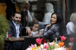 Amsterdam 22 april 2018
Amanda Balk met haar verloofde Stavros en dochter op terras.