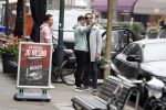 Amsterdam 11 april 2018
Andre Hazes jr met beste vriend Djarno Hofland op de cornelis schuytstraat. Bas Smit