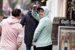 Amsterdam 11 april 2018
Andre Hazes jr met beste vriend Djarno Hofland op de cornelis schuytstraat