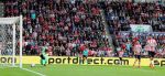 Eindhoven, 15 April 2018
PSV-AJAX, eindstand 3-0 en Landskampioen Seizoen 2017-2018
Andre Onana wordt verrast door een schot van Jorrit Hendrix 3-0