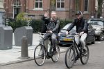 Amsterdam 11 april 2018
Bart Bosch met een kennis op de fiets in Amsterdam