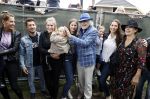 Hummelo 10 mei 2018
Onthulling standbeeld rockgroep Normaal met de bandleden Bennie Jolink, Ferdi Joly, Willem Terhorst en de partner van het overleden lid Jan Manschot . Bennie  met partner Ellie, 3 kinderen, 9 kleinkinderen en zijn schoonzoon