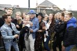 Hummelo 10 mei 2018
Onthulling standbeeld rockgroep Normaal met de bandleden Bennie Jolink, Ferdi Joly, Willem Terhorst en de partner van het overleden lid Jan Manschot . Bennie  met partner Ellie, 3 kinderen, 9 kleinkinderen en zijn schoonzoon