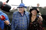 Hummelo 10 mei 2018
Onthulling standbeeld rockgroep Normaal met de bandleden Bennie Jolink, Ferdi Joly, Willem Terhorst en de partner van het overleden lid Jan Manschot . Bennie  met partner Ellie, 3 kinderen, 9 kleinkinderen en zijn schoonzoon
