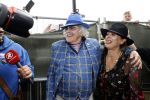 Hummelo 10 mei 2018
Onthulling standbeeld rockgroep Normaal met de bandleden Bennie Jolink, Ferdi Joly, Willem Terhorst en de partner van het overleden lid Jan Manschot . Bennie  met partner Ellie, 3 kinderen, 9 kleinkinderen en zijn schoonzoon