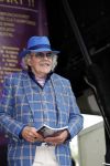 Hummelo 10 mei 2018
Onthulling standbeeld rockgroep Normaal met de bandleden Bennie Jolink, Ferdi Joly, Willem Terhorst en de partner van het overleden lid Jan Manschot