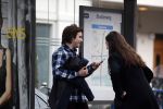Amsterdam 14 april 2018
Bickel Krabbe wacht samen met zijn vriendin op de tram