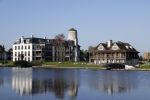 Breukelen 21 en 22 april 2018
Andre Hazes jr en zijn neef Djarno Hofland wonen in een huis op het complex Overweer in Breukelen.