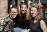 Amsterdam 19 april 2018
Carlijn de Vries viert haar verjaardag met vriendinnen Jorica Koppen en â€¦.