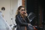 Amsterdam 16 april 2018
Claudia Straatmans bellend op straat