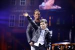 Amsterdam 14 april 2018
Heel holland zingt Hazes in het ziggo dome met oa Andre Hazes Jr Jeroen v d Boom Xander de Buisonje Roxeanne Hazes (zwanger) Peter Beense Trijntje Oosterhuis Danny de Munk Silver Metz en Barry Hay.