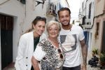 4 Mei 2018 Ibiza,
Dave Roelvink met vriendin