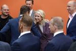 Groningen 27 april 2018
Koningsdag in Groningen met Koning Willem Alexander Koningin Maxima prinses Amalia Arian Alexia . Verder ook aanwezig Prins Maurits Prinses Marilene Prins Bernhard Prinses Annette Prins Floris Prinses Aimee en prins Pieter Christiaan. Dionne Stax en Bertus Holkema