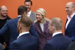Groningen 27 april 2018
Koningsdag in Groningen met Koning Willem Alexander Koningin Maxima prinses Amalia Arian Alexia . Verder ook aanwezig Prins Maurits Prinses Marilene Prins Bernhard Prinses Annette Prins Floris Prinses Aimee en prins Pieter Christiaan. Dionne Stax en Bertus Holkema