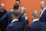 Groningen 27 april 2018
Koningsdag in Groningen met Koning Willem Alexander Koningin Maxima prinses Amalia Arian Alexia . Verder ook aanwezig Prins Maurits Prinses Marilene Prins Bernhard Prinses Annette Prins Floris Prinses Aimee en prins Pieter Christiaan. Dionne Stax en Bertus Holkema