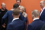 Groningen 27 april 2018
Koningsdag in Groningen met Koning Willem Alexander Koningin Maxima prinses Amalia Arian Alexia . Verder ook aanwezig Prins Maurits Prinses Marilene Prins Bernhard Prinses Annette Prins Floris Prinses Aimee en prins Pieter Christiaan. Dionne Stax en Bertus Holkema