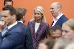 Groningen 27 april 2018
Koningsdag in Groningen met Koning Willem Alexander Koningin Maxima prinses Amalia Arian Alexia . Verder ook aanwezig Prins Maurits Prinses Marilene Prins Bernhard Prinses Annette Prins Floris Prinses Aimee en prins Pieter Christiaan. Dionne Stax en Bertus Holkema