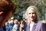 Groningen 27 april 2018
Koningsdag in Groningen met Koning Willem Alexander Koningin Maxima prinses Amalia Arian Alexia . Verder ook aanwezig Prins Maurits Prinses Marilene Prins Bernhard Prinses Annette Prins Floris Prinses Aimee en prins Pieter Christiaan. Dionne Stax en Bertus Holkema