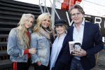 Amsterdam 25 april 2018
Boekpresentatie Erik de Zwart op het oude veronica schip. Erik met zijn vrouw en dochters
