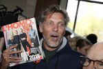 Amsterdam 25 september 2018
Presentatie lâ€™Homo van het blad Linda in Hotel Arena. Linda de Mol reikt het eerste exemplaar uit aan Erwin Olaf Hans v Manen en Hans Klok .