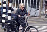 Amsterdam 23 april 2018
Eva Jinek ( zwanger ) gaat met de fiets sporten.