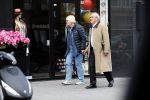 Amsterdam 23 april 2018
Frans Weisglas met zijn vrouw op de beethovenstraat.