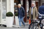 Amsterdam 23 april 2018
Frans Weisglas met zijn vrouw op de beethovenstraat.