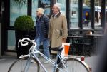 Amsterdam 23 april 2018
Frans Weisglas met zijn vrouw op de beethovenstraat.