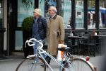 Amsterdam 23 april 2018
Frans Weisglas met zijn vrouw op de beethovenstraat.