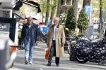 Amsterdam 23 april 2018
Frans Weisglas met zijn vrouw op de beethovenstraat.