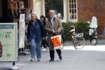 Amsterdam 23 april 2018
Frans Weisglas met zijn vrouw op de beethovenstraat.