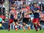 Eindhoven, 15 April 2018
PSV-AJAX, eindstand 3-0 en Landskampioen Seizoen 2017-2018
Gaston Pereiro in duel Joel Veltman