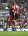 Eindhoven, 15 April 2018
PSV-AJAX, eindstand 3-0 en Landskampioen Seizoen 2017-2018
Gaston Pereiro in duel met Lasse Schone