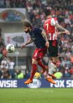 Eindhoven, 15 April 2018
PSV-AJAX, eindstand 3-0 en Landskampioen Seizoen 2017-2018
Gaston Pereiro in duel met Lasse Schone