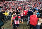 Eindhoven, 15 April 2018
PSV-AJAX, eindstand 3-0 en Landskampioen Seizoen 2017-2018
Gaston Pereiro scoort 1-0