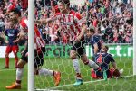 Eindhoven, 15 April 2018
PSV-AJAX, eindstand 3-0 en Landskampioen Seizoen 2017-2018
Gaston Pereiro scoort 1-0
