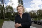 Amsterdam 25 september 2018
Presentatie lâ€™Homo van het blad Linda in Hotel Arena. Linda de Mol reikt het eerste exemplaar uit aan Erwin Olaf Hans v Manen en Hans Klok .