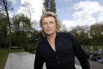 Amsterdam 25 september 2018
Presentatie lâ€™Homo van het blad Linda in Hotel Arena. Linda de Mol reikt het eerste exemplaar uit aan Erwin Olaf Hans v Manen en Hans Klok .