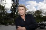Amsterdam 25 september 2018
Presentatie lâ€™Homo van het blad Linda in Hotel Arena. Linda de Mol reikt het eerste exemplaar uit aan Erwin Olaf Hans v Manen en Hans Klok .