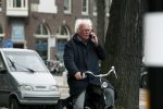 Amsterdam 10 april 2018
Henk Spaan bellend op de fiets in Amsterdam